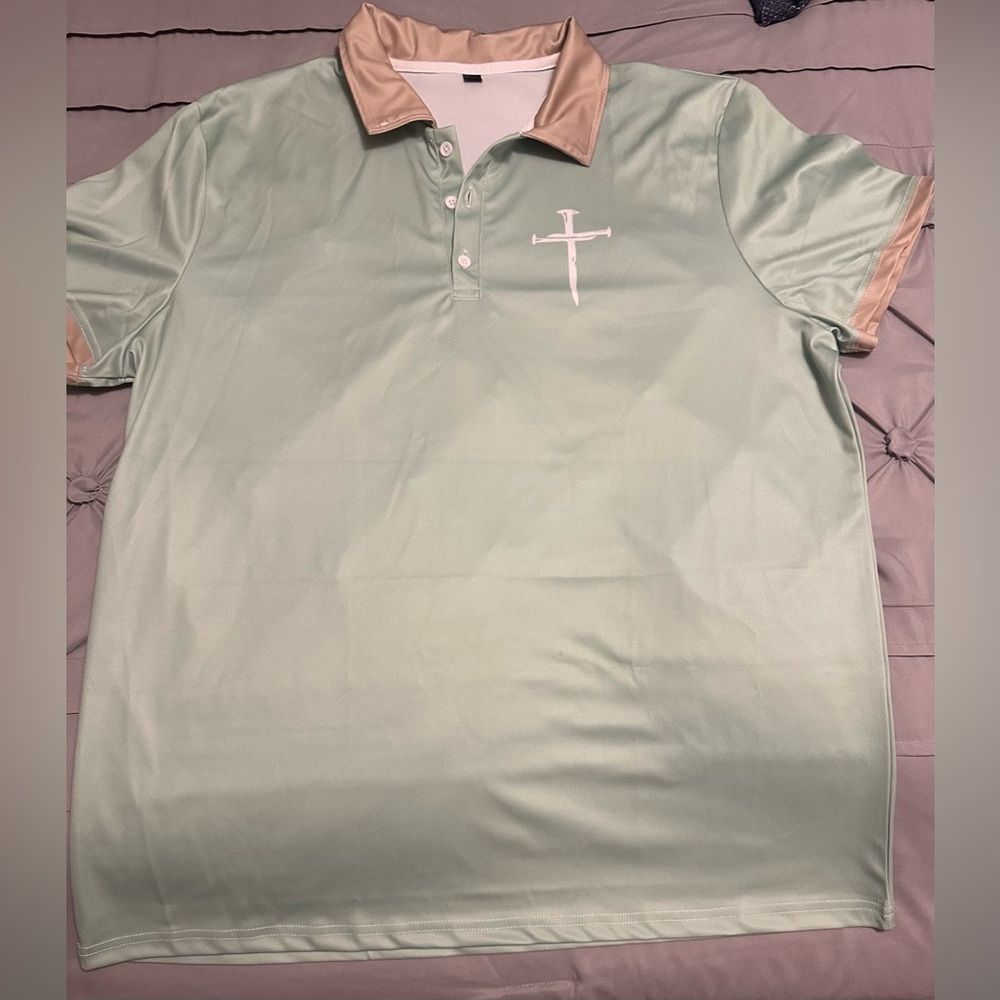 Men's Green Polo Shirt with Tan Collar